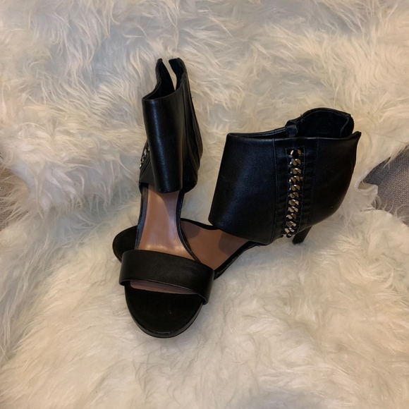 Vince Cumuto Heals - Picture 2 of 4